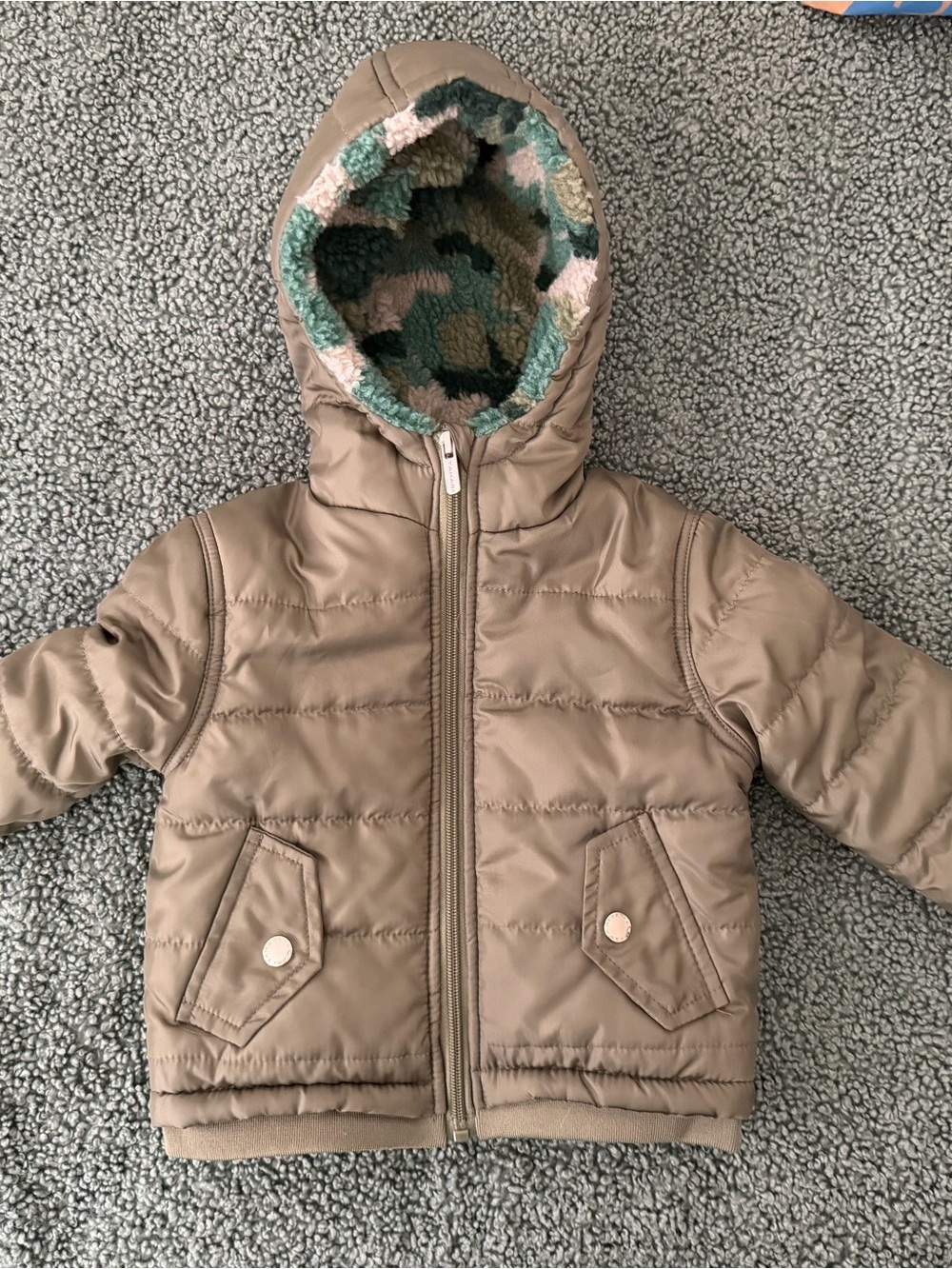 Tahari Boy Olive Green Jacket - Picture 8 of 8